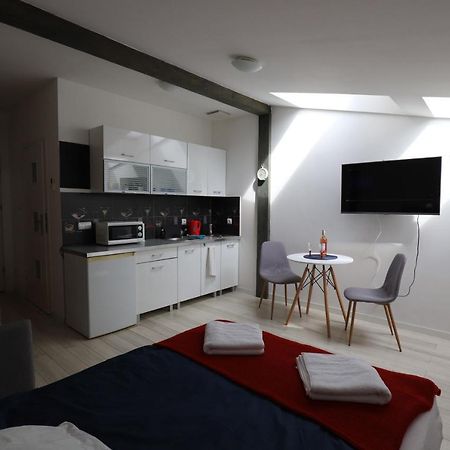 Апартаменти Relaxbox Краків Екстер'єр фото
